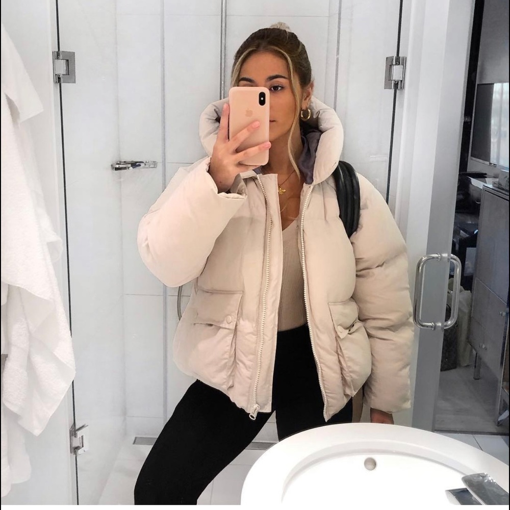 missguided - oversize cream puffer UK6 /US2